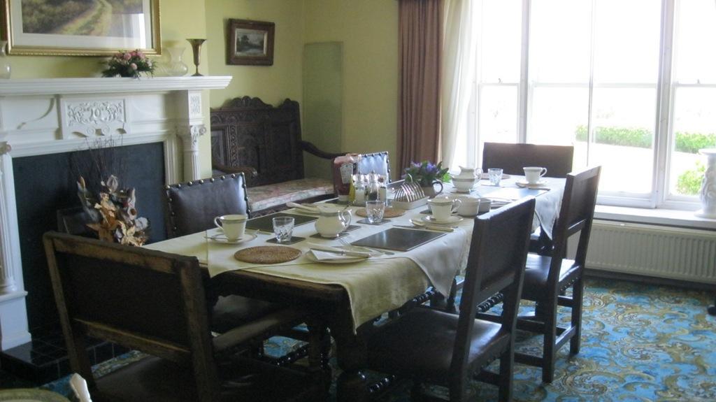 フォークストン Pigeonwood House Bed & Breakfast エクステリア 写真